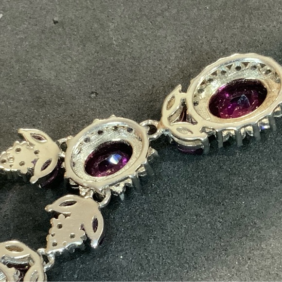 Custome 14ct violet red garnet necklace (w) certificate and apraisal documents. - Picture 4 of 9